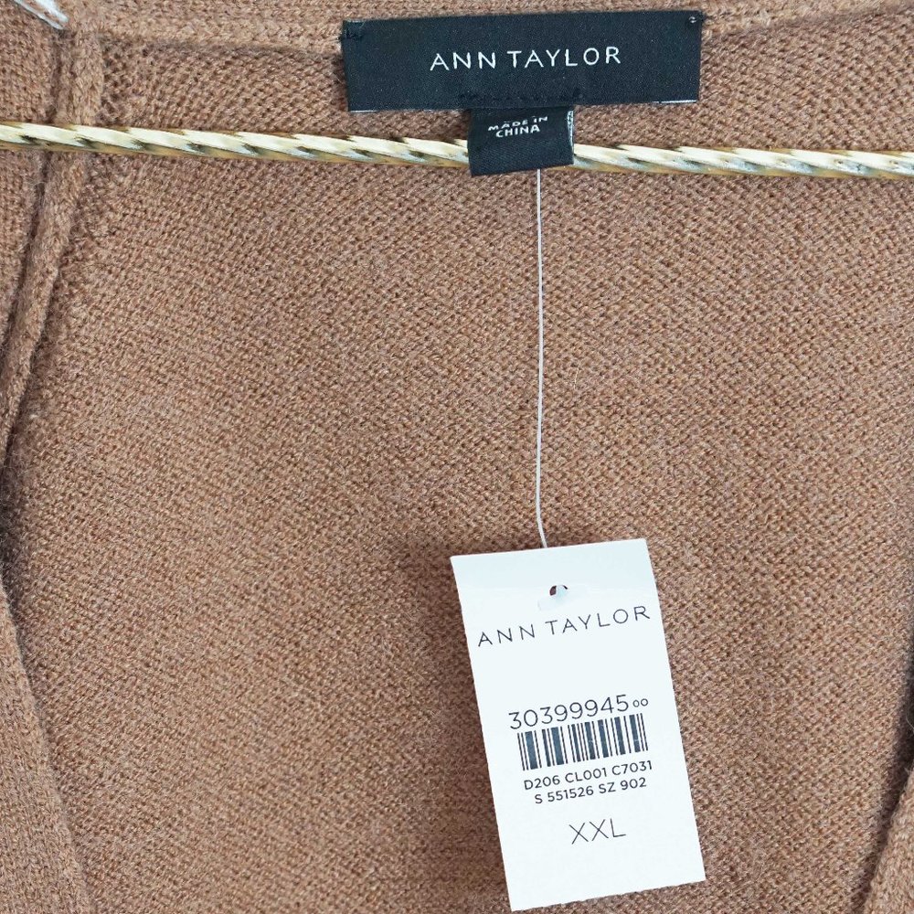 Ann Taylor Long Cardigan in Tan XXL - Picture 4 of 4